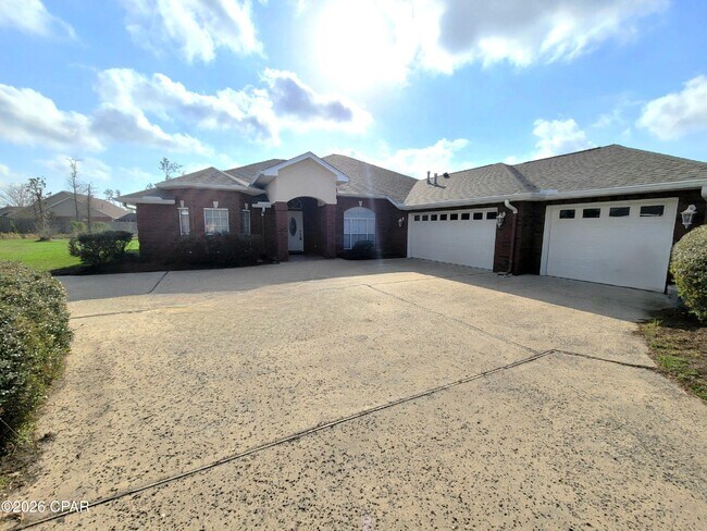 Building Photo - 103 Parkview Ln