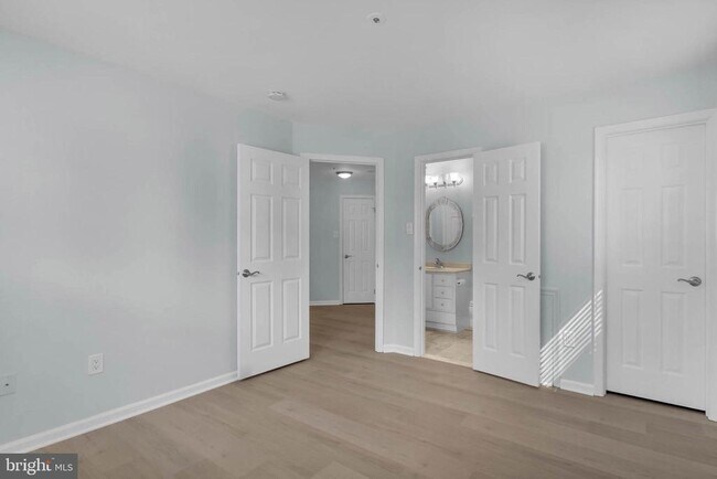 Building Photo - 4986 Dorsey Hall Dr