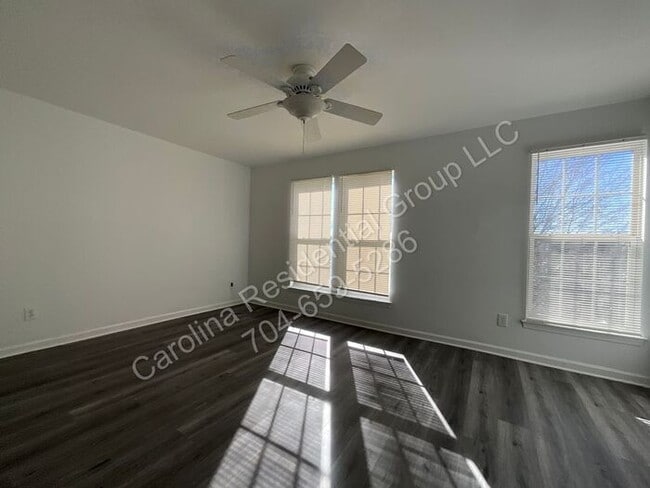 Building Photo - 15709 Castle Watch Ave