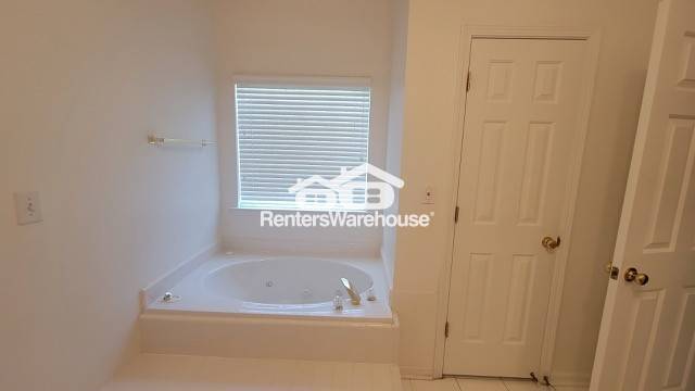 Building Photo - 2859 Fairburn Pl SW