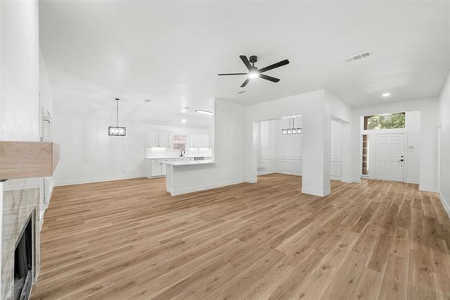 Building Photo - 3016 Deer Trail