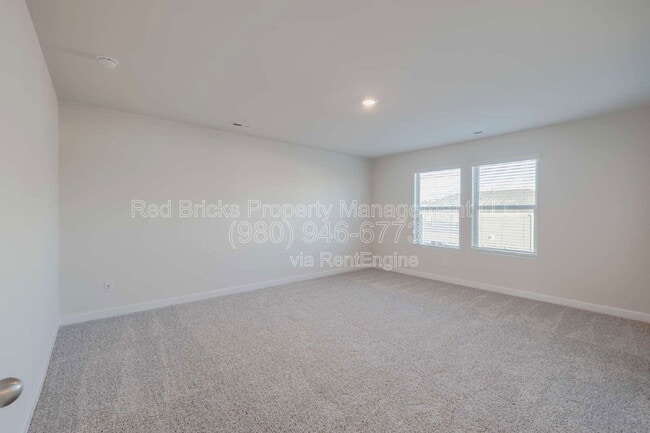 Building Photo - 11910 Silverheel Ln