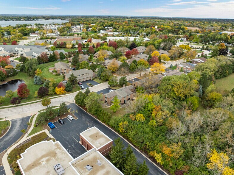 Building Photo - 136 Mohawk Trl