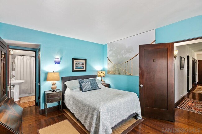 Building Photo - 815 Alameda Blvd