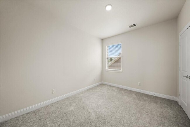 Building Photo - 2134 Ironwood Pass Dr