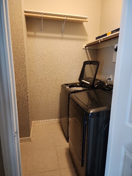 Building Photo - 1008 Raleigh Path