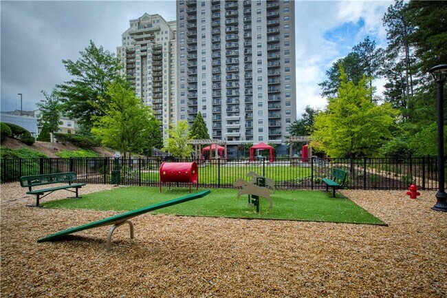 Building Photo - 795 Hammond Dr