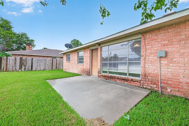 Building Photo - 9903 Towne Tower Ln
