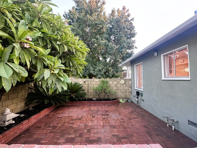 Side Patio - 5639 E Spring St