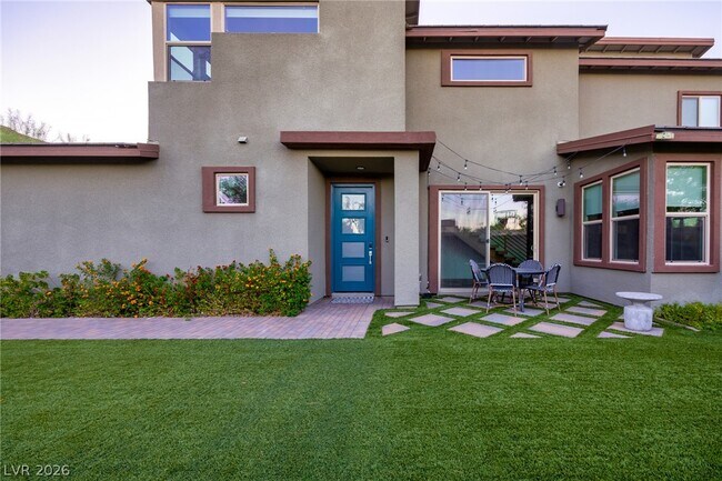 Building Photo - 9696 Starlight Ridge Ave