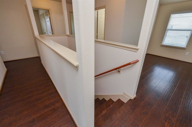Building Photo - 25135 Ginger Ranch Dr