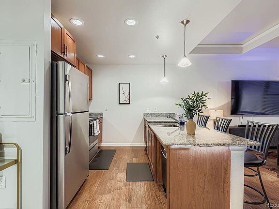 Building Photo - 1975 N Grant St