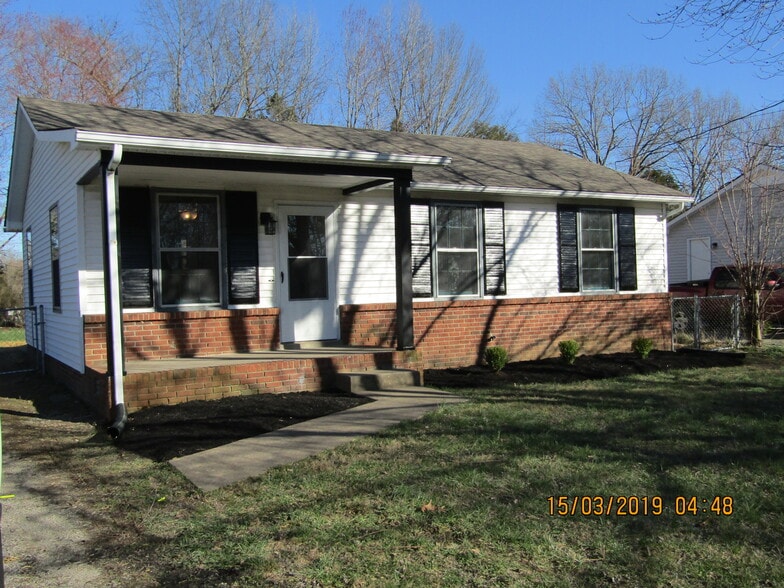 Front of House 3 - 561 Donna Drive