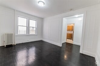 Building Photo - 2436 Dorsey St