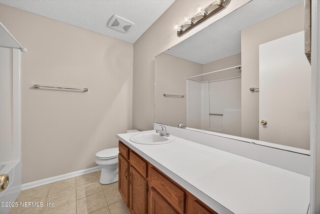 Building Photo - 2512 Bluffton Dr
