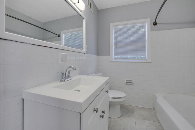 Building Photo - NOW ACCEPTING CITY OF ATLANTA 3-BEDROOM HOUSING VOUCHERS.
