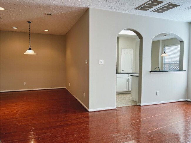 Building Photo - 7415 Hollister Ridge