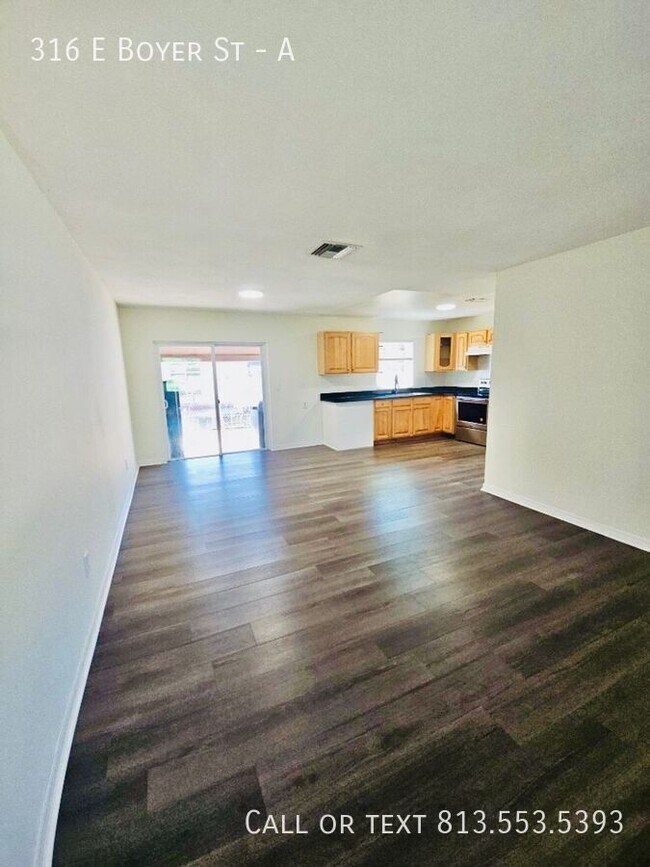 Building Photo - 316 E Boyer St