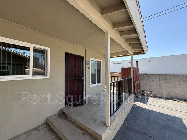 Building Photo - 936 W Foothill Blvd