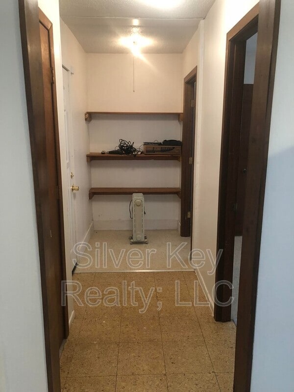 Building Photo - 194 Setterberg Rd