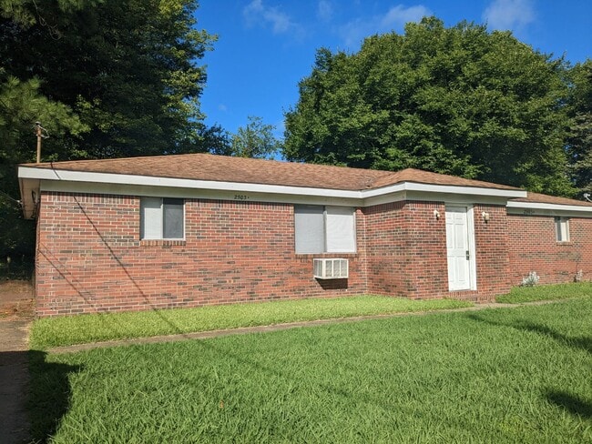 Building Photo - 2503WYOMING