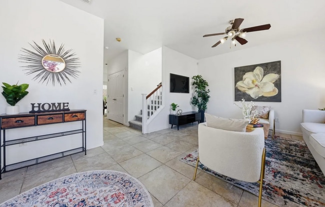 Building Photo - Amazing 3/2.5 N. Natomas!  Beautiful.  Please read full add below for details.