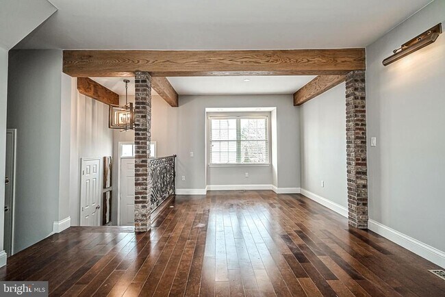 Building Photo - 44171 Paget Terrace