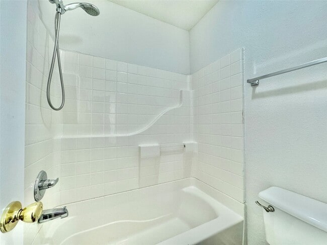 Building Photo - 7914 Oakington Dr