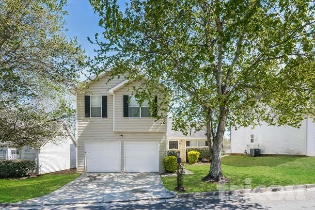 Building Photo - 5606 Wellborn Creek Dr