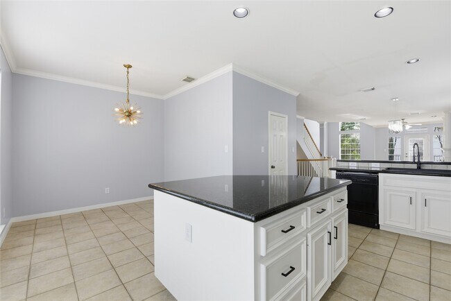 Building Photo - 1314 W Webster St