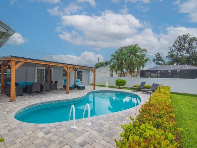 Building Photo - 606 Conn Way