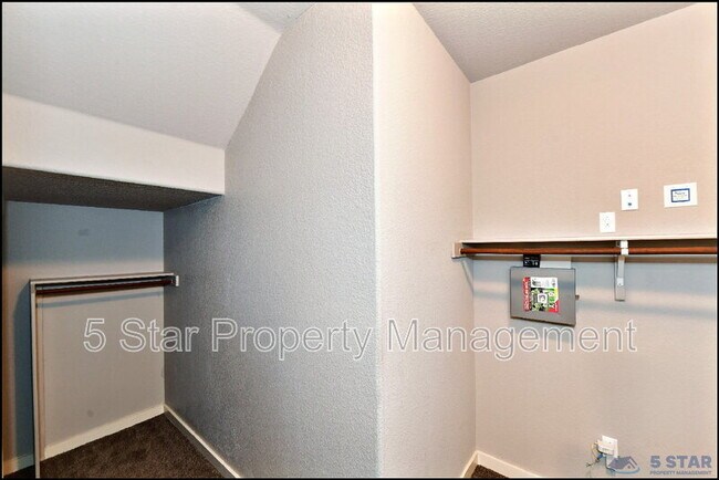 Building Photo - 14925 Willie Worsley Ave