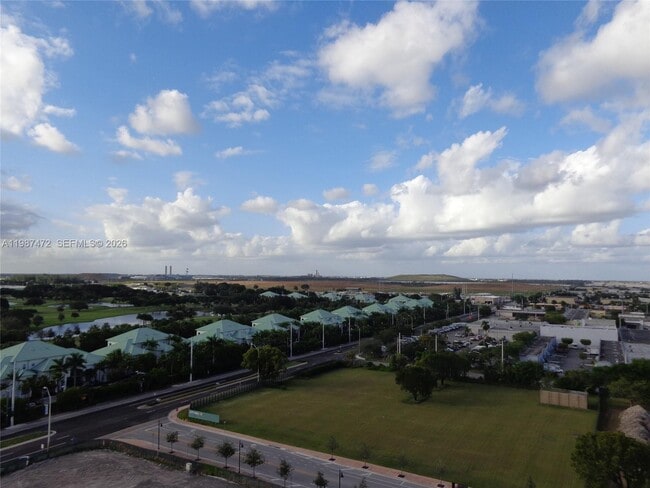 Building Photo - 5300 Paseo Blvd