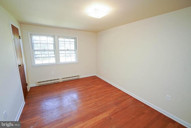 Building Photo - 510 Elberta Ave