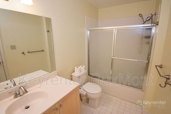 Building Photo - 109 Meadow View Ln