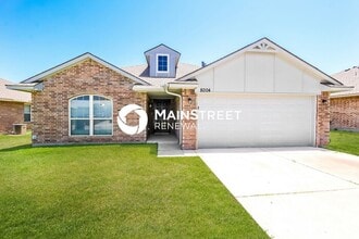 Building Photo - 3 Bedroom Pet-Friendly Home in OKLAHOMA CITY, OK with Main Street Renewal