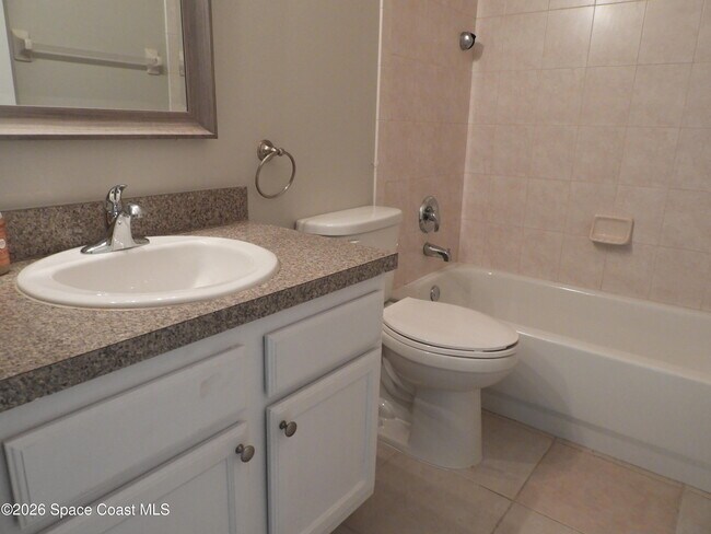 Building Photo - 552 Wedge Ct
