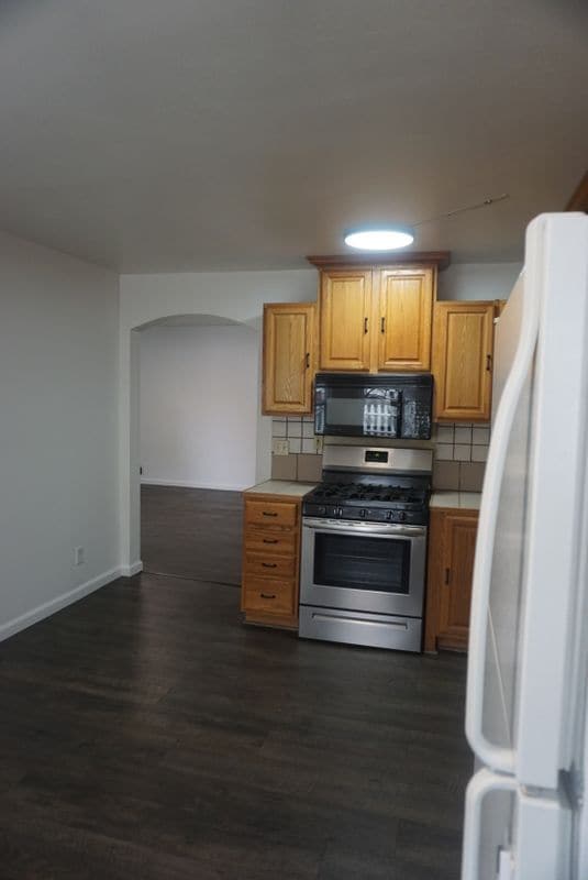 Building Photo - 315 Broadway