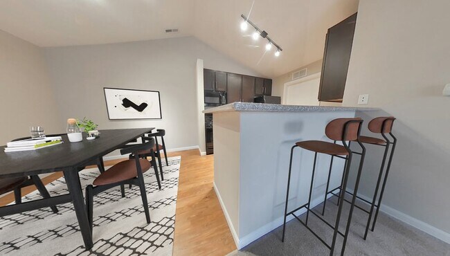 Building Photo - The Village at Cobblestone Court