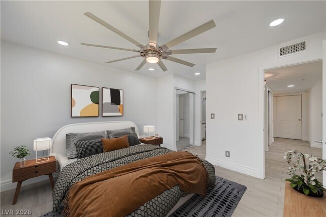 Building Photo - 2120 Sealion Dr