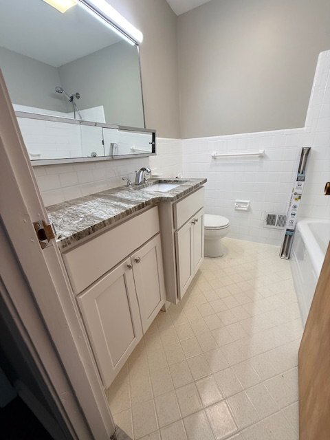 Building Photo - 3807 Leland Rd