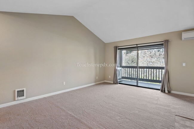 Building Photo - Updated 1BR, 1BA Condo in Murray Hill