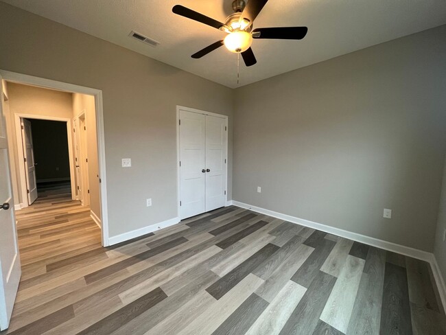 Building Photo - New Construction three bedroom in Plum Spr...