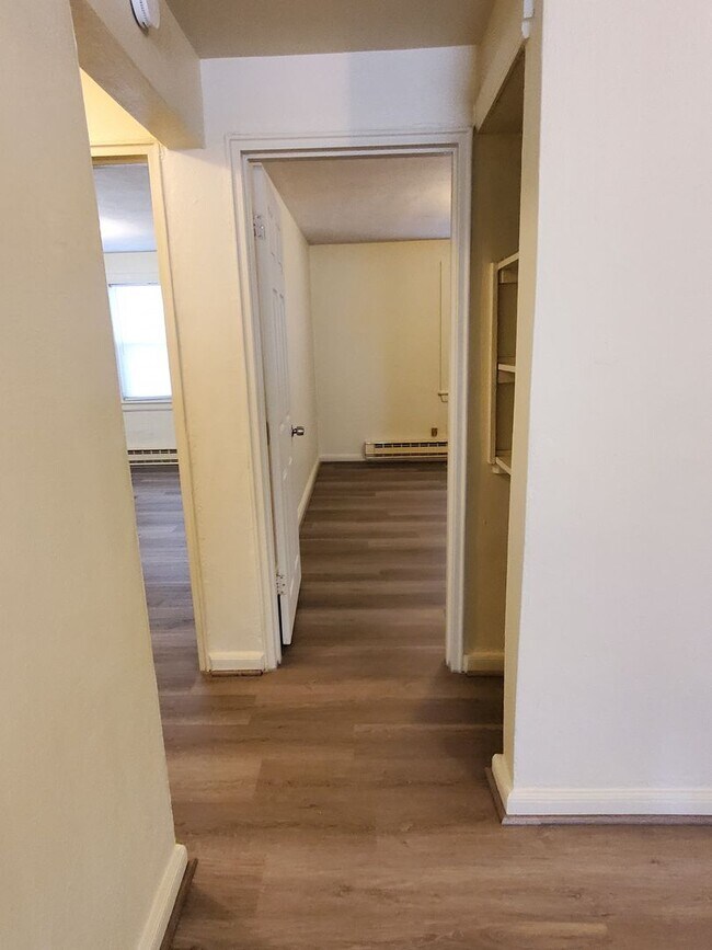 Building Photo - REV5214#A-EA