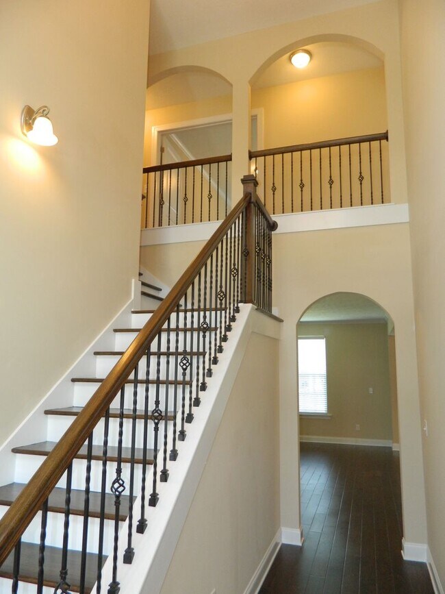 Building Photo - 835 Williford Run Dr