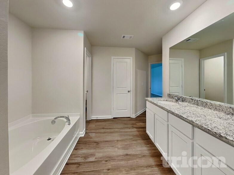 Building Photo - 1250 Fendt Dr