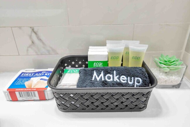 Building Photo - 2615 Arbor St