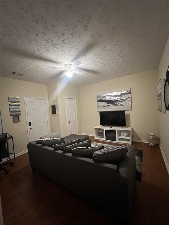 Building Photo - 4030 Hill Station Ct