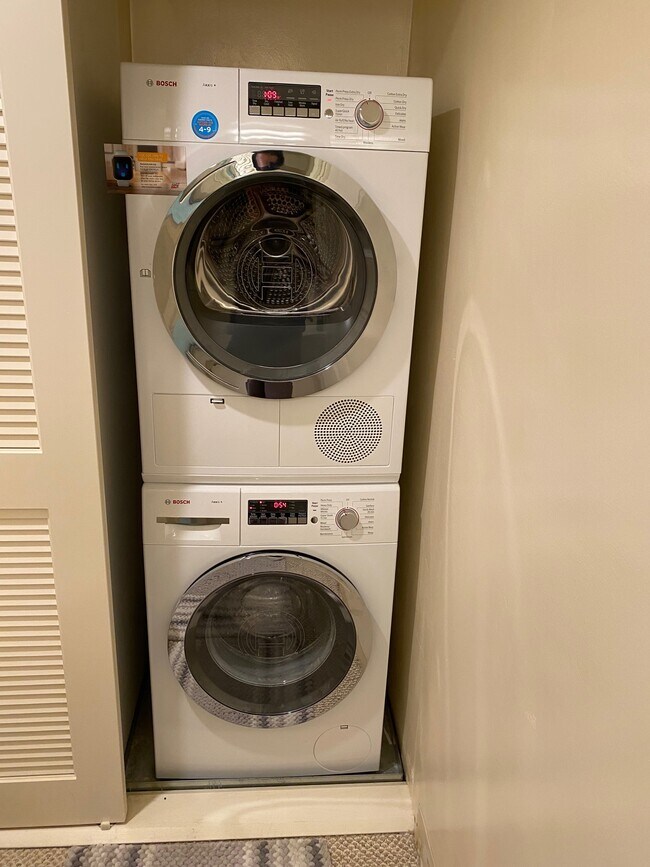 In Unit Laundry - 939 Coast Blvd