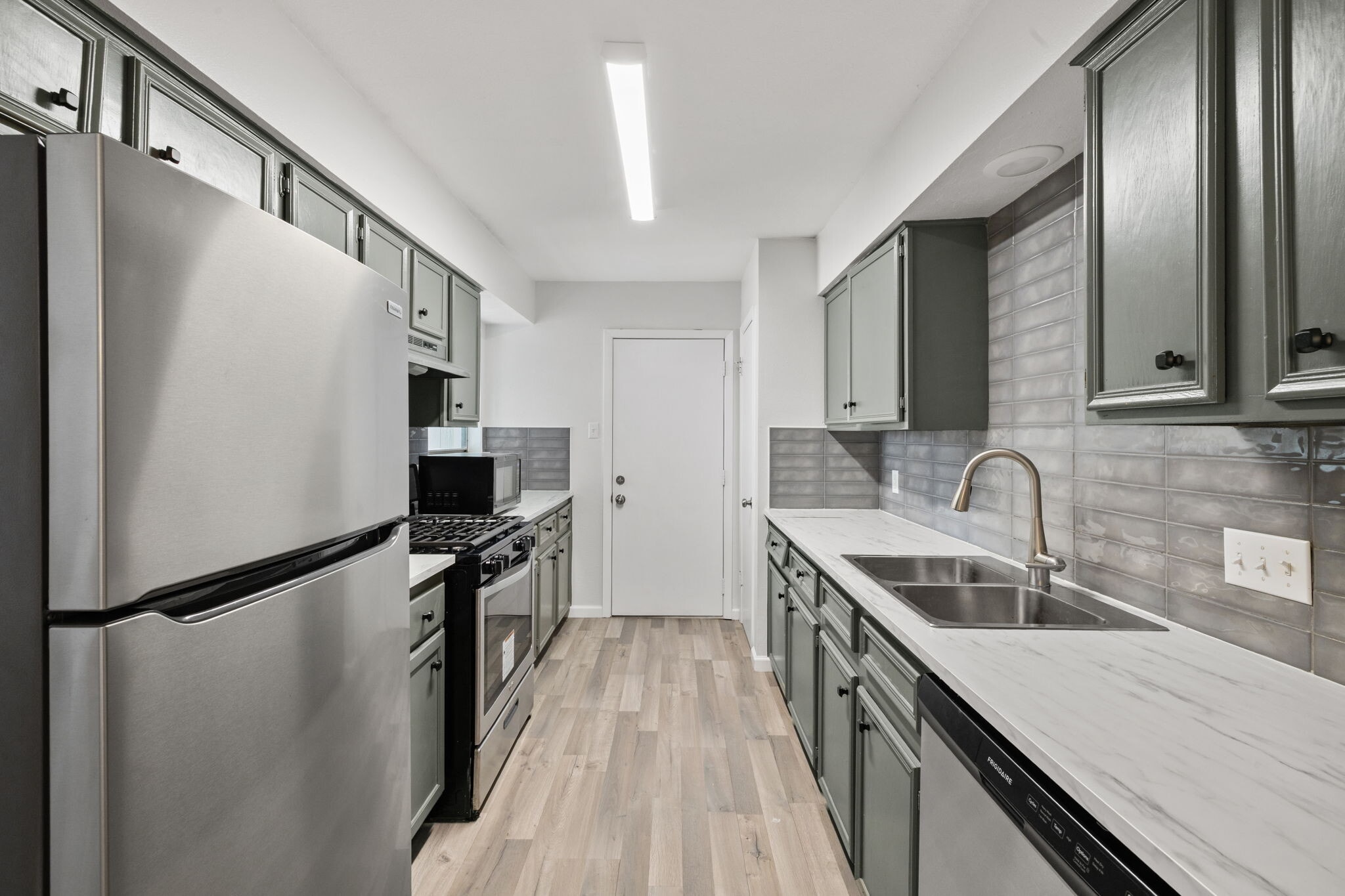 Building Photo - 1805 Mearns Meadow Blvd